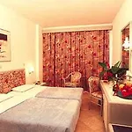 Hotel Esperia 3*