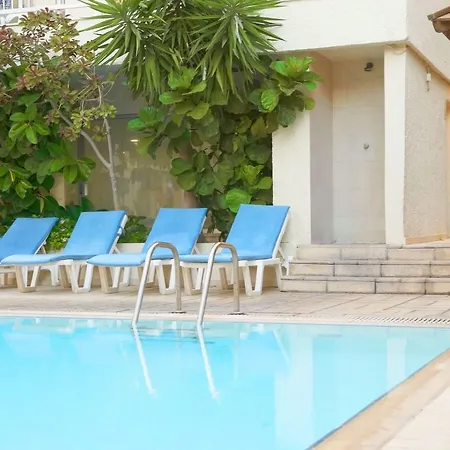 Esperia Hotel 3*