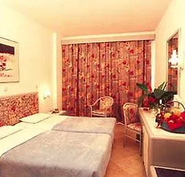 Ξενοδοχείο Esperia 3*