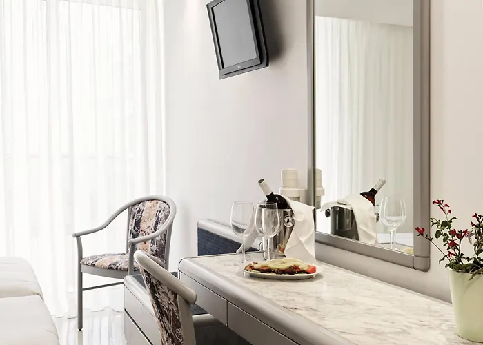 Esperia ホテル 3*